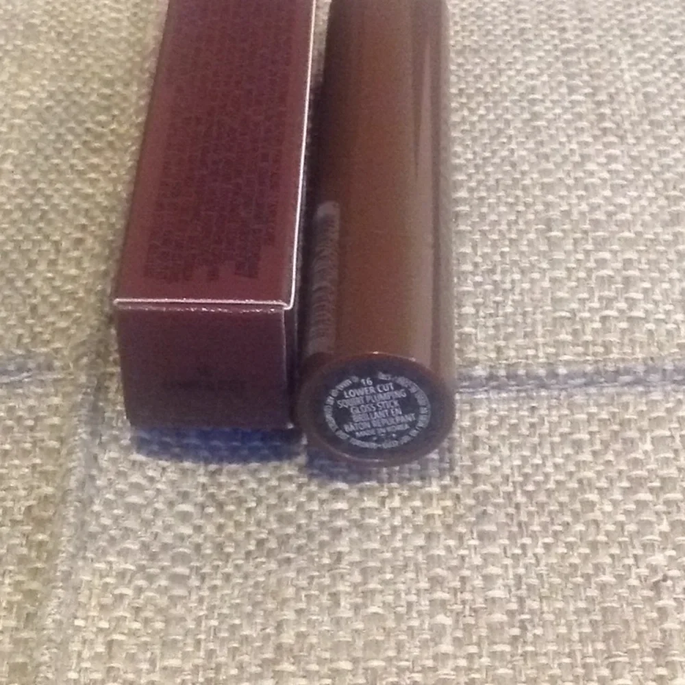 MAC Squirt Plumping LipGloss Stick (Lower Cut).NWT